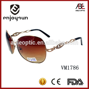 Óculos de sol de moda de metal polarizado de cor marrom
